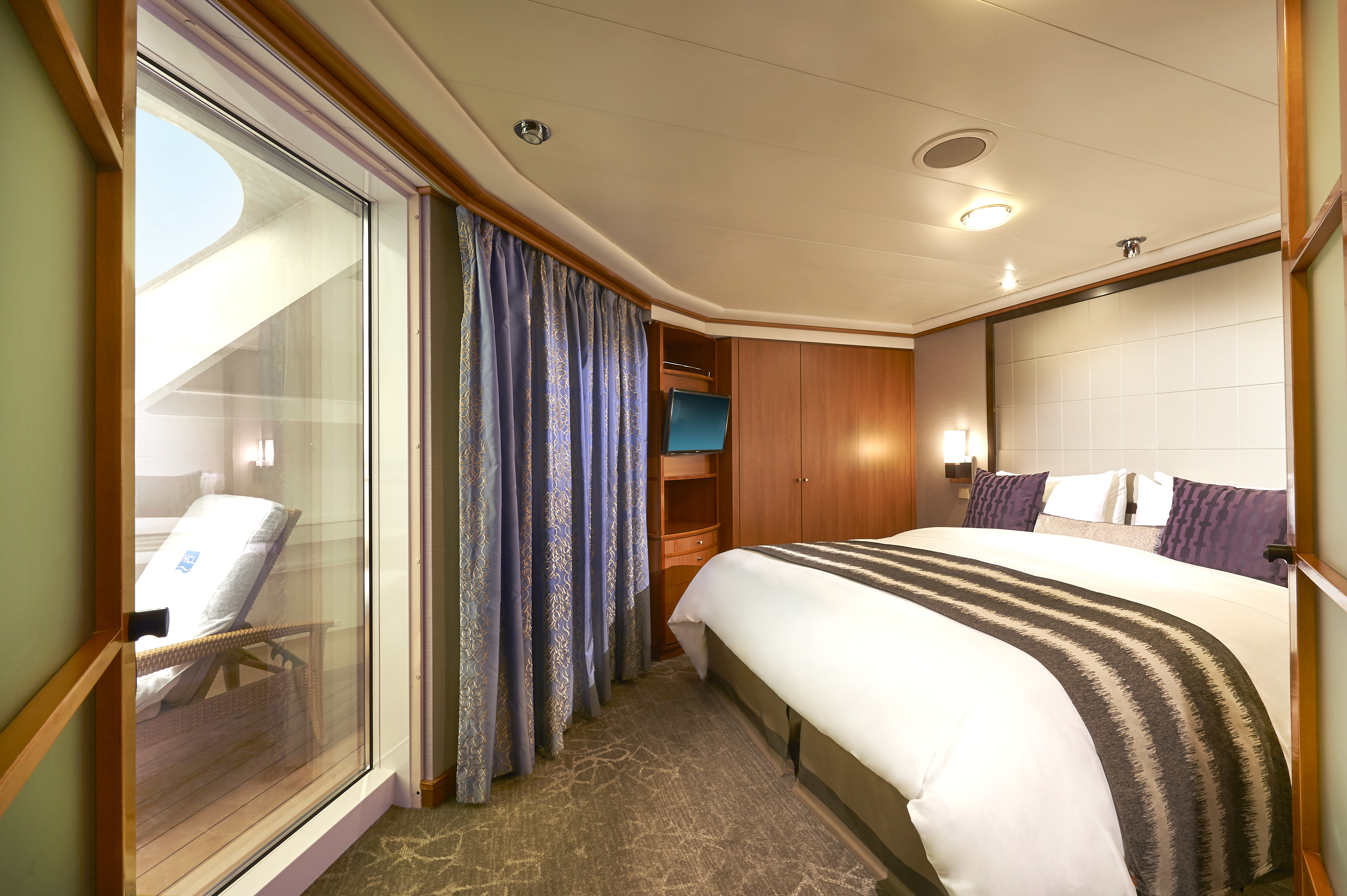 NCL Sun Aft Penthouse.jpeg